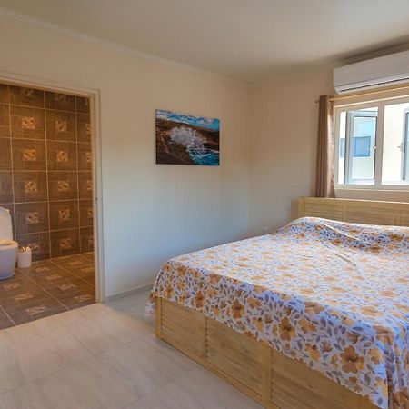 Lovely Caribbean Family Villa With Private Pool Willemstad Exterior photo