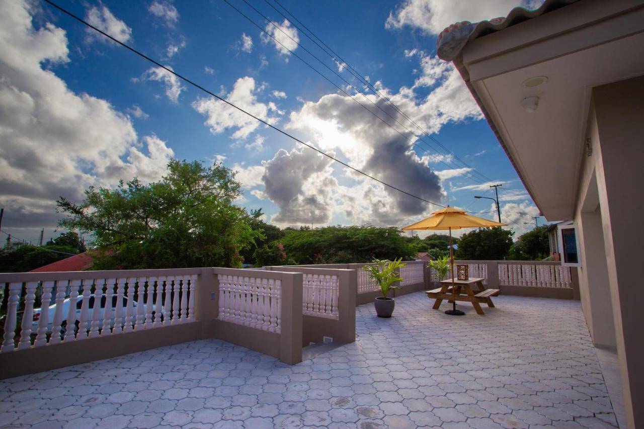 Lovely Caribbean Family Villa With Private Pool Willemstad Exterior photo