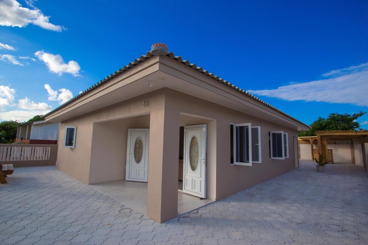 Lovely Caribbean Family Villa With Private Pool Willemstad Exterior photo